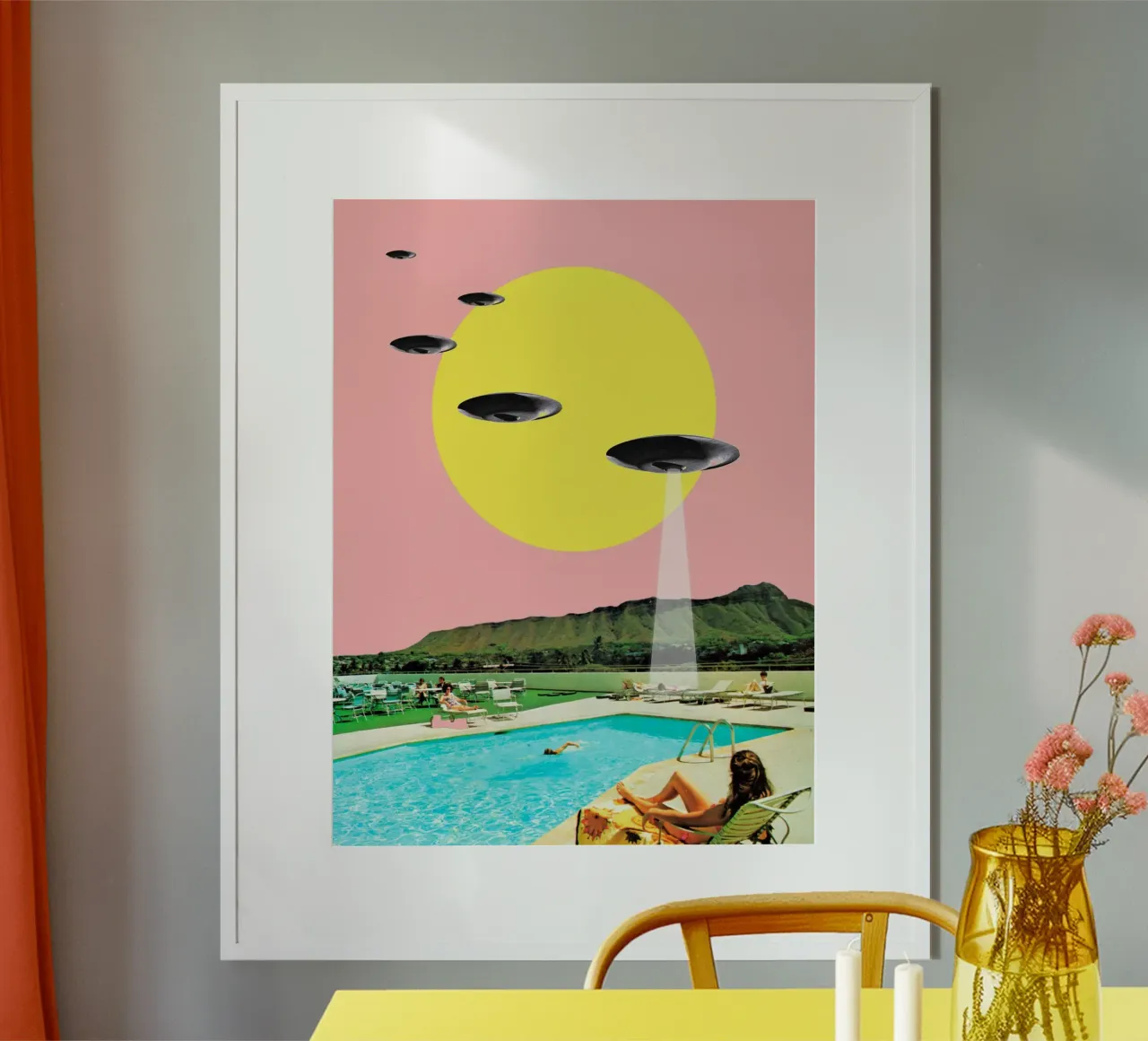 Invasion on Vacation poster con telaio in alluminio da MsGonzalez