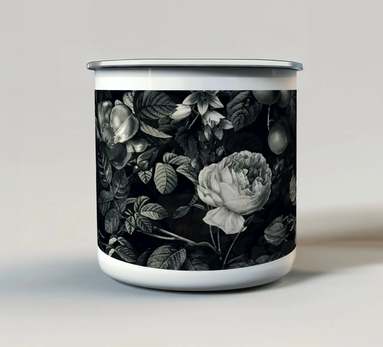 Black Forest III tazza in smalto da burcukorkmazyurek