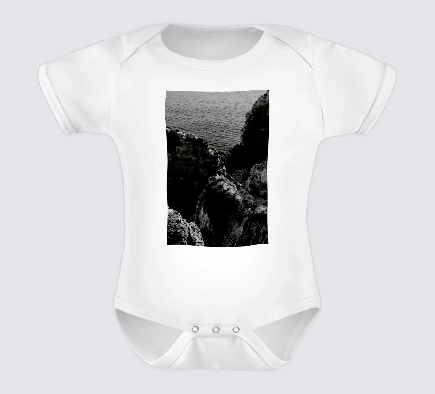 Subtle Lights Kurzarm Babybody von Sebastian Hilgetag