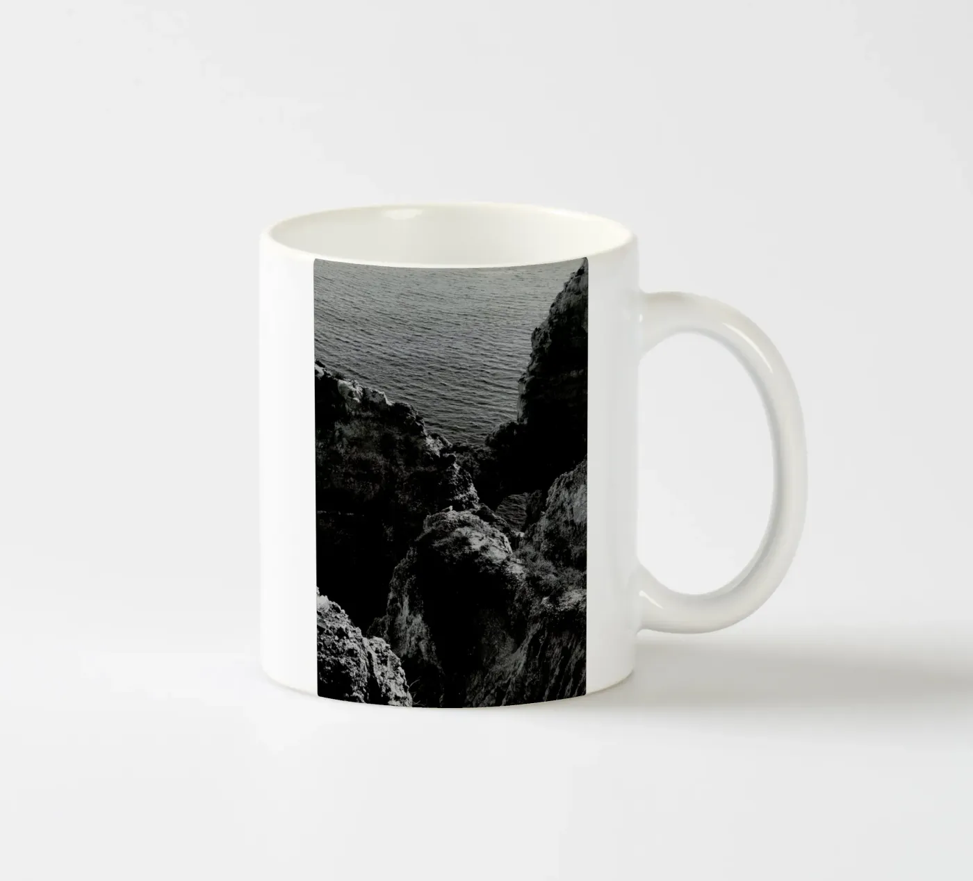 Subtle Lights ceramic mug by Sebastian Hilgetag