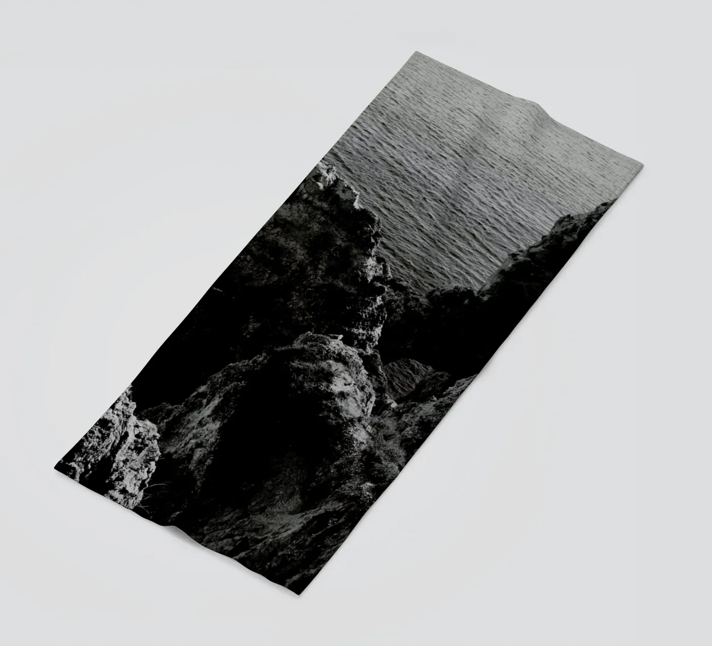 Subtle Lights Strandtuch von Sebastian Hilgetag