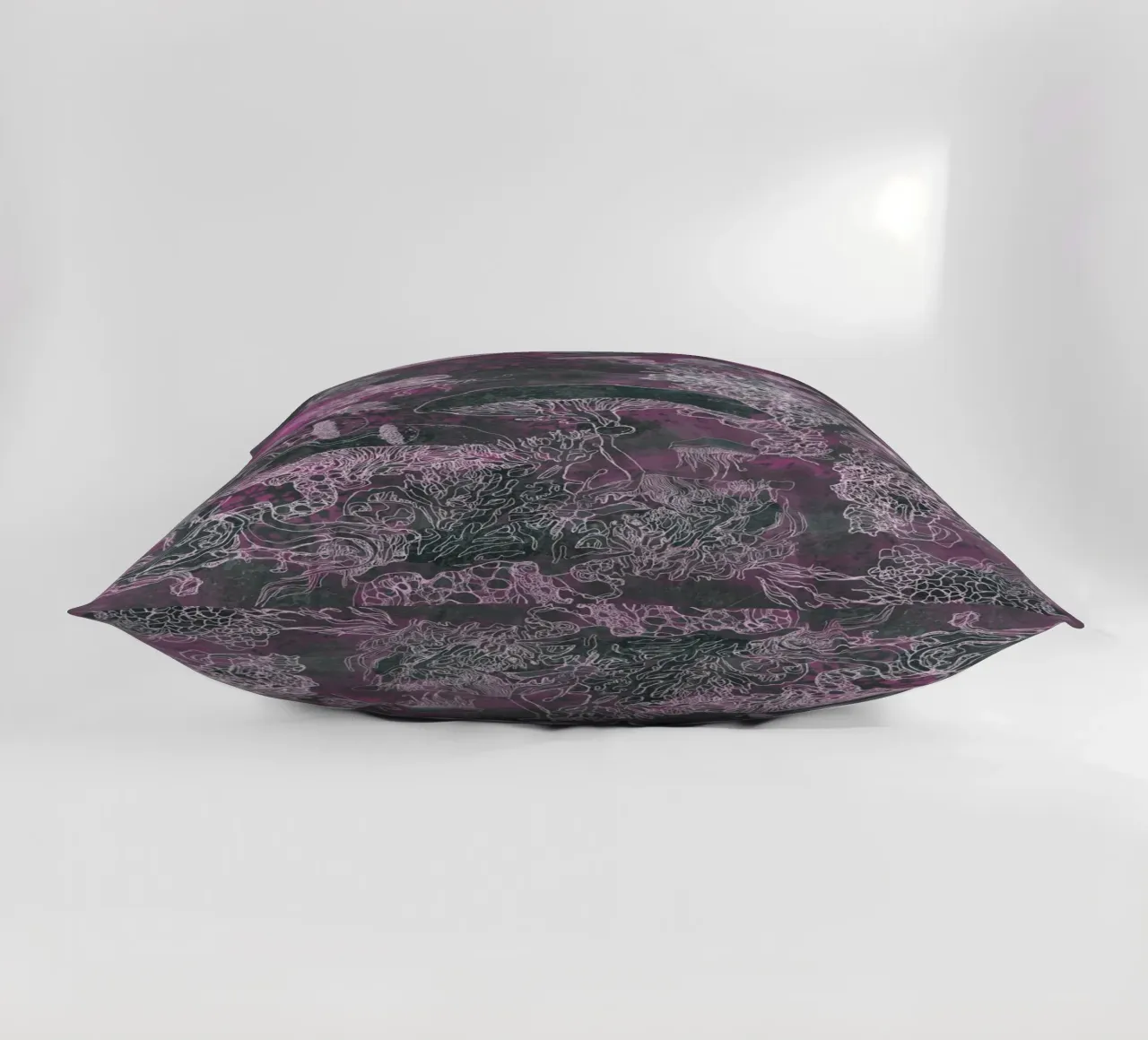 violet mush cuscino da Giulio Iurissevich