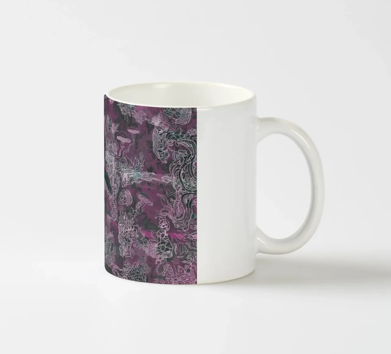 violet mush tazza in ceramica da Giulio Iurissevich