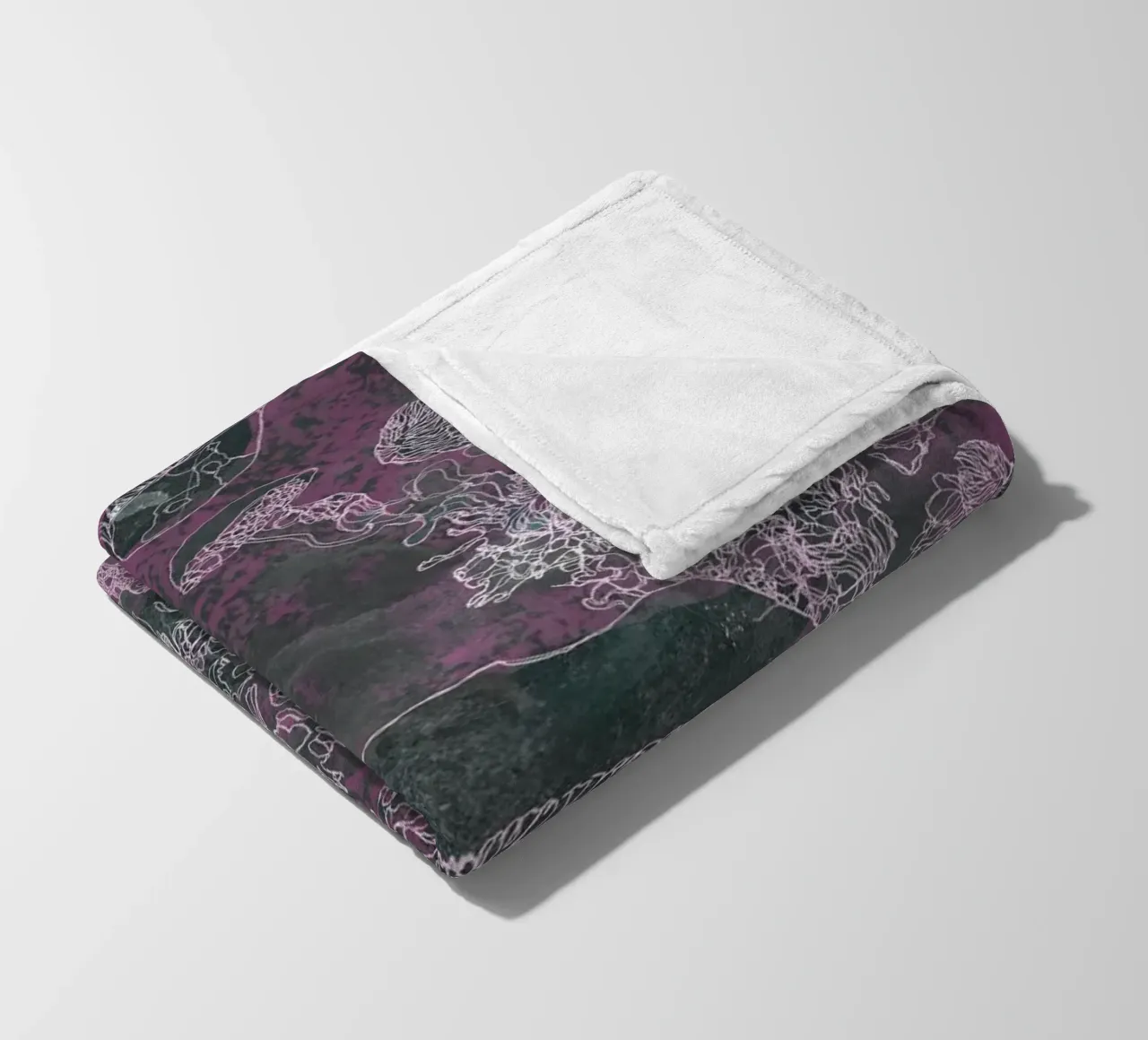 violet mush coperta in pile da Giulio Iurissevich