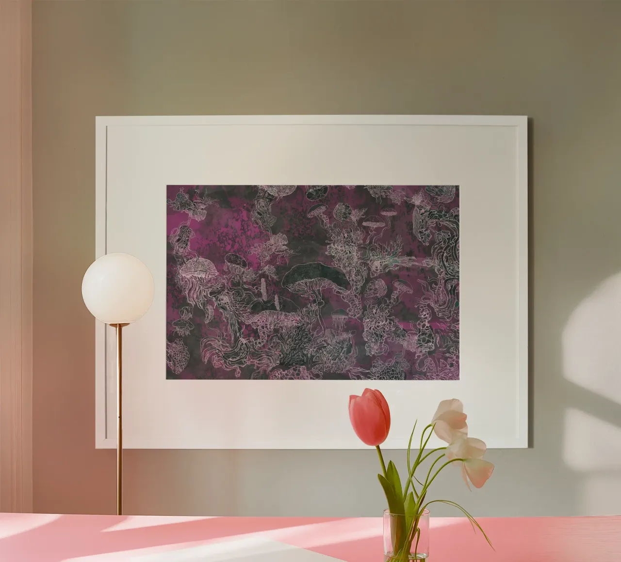 violet mush poster con telaio in alluminio da Giulio Iurissevich