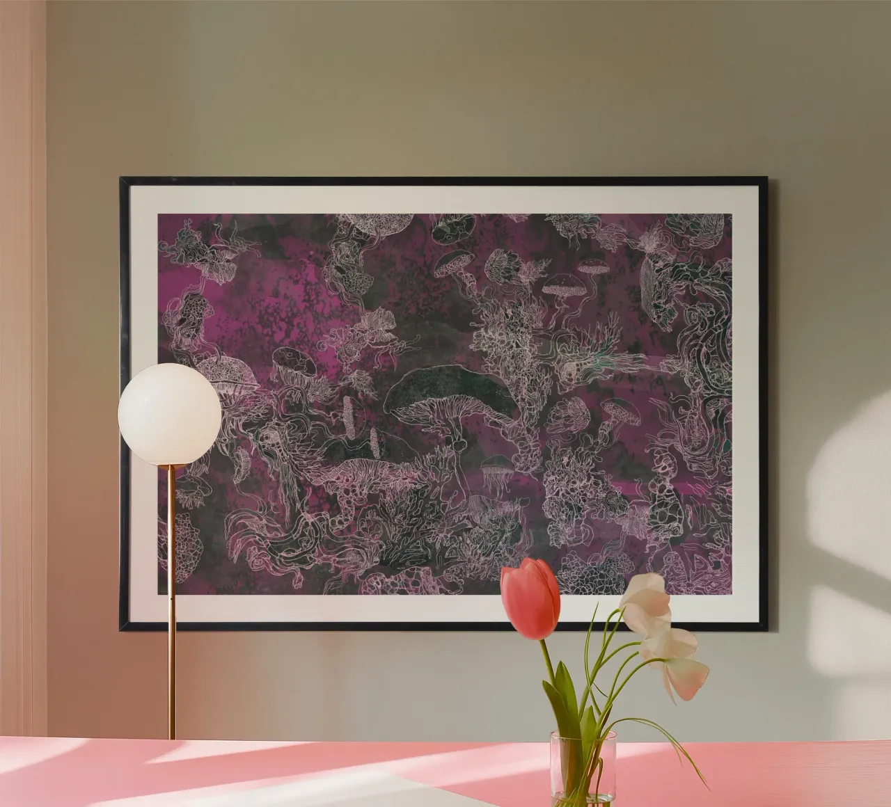 violet mush poster con telaio in alluminio da Giulio Iurissevich