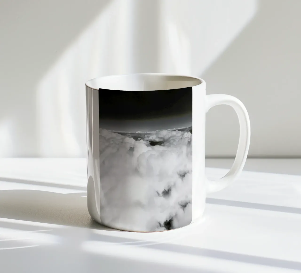 Cotton Candy Clouds tazza in ceramica da Sebastian Hilgetag