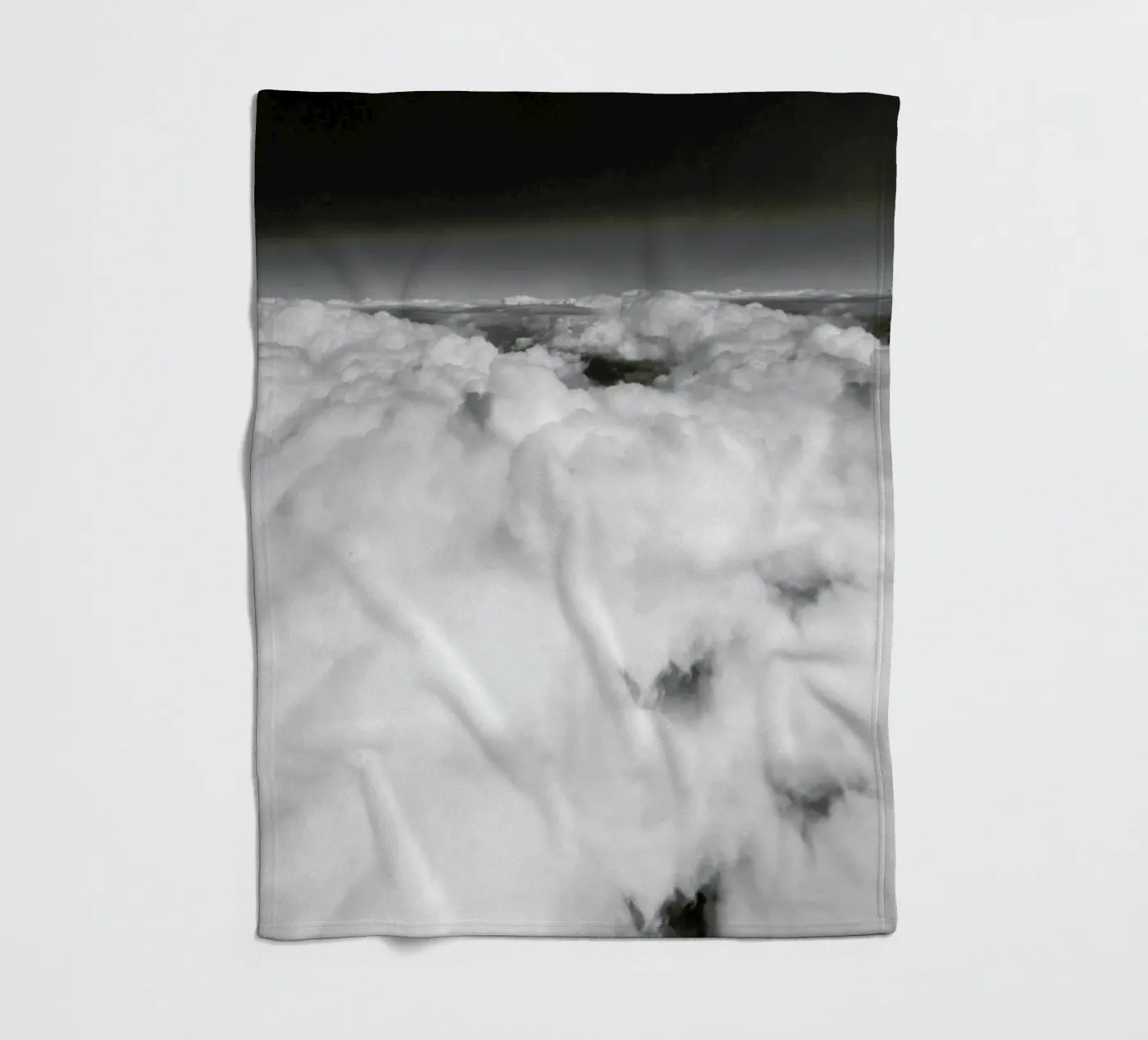 Cotton Candy Clouds Fleecedecke von Sebastian Hilgetag