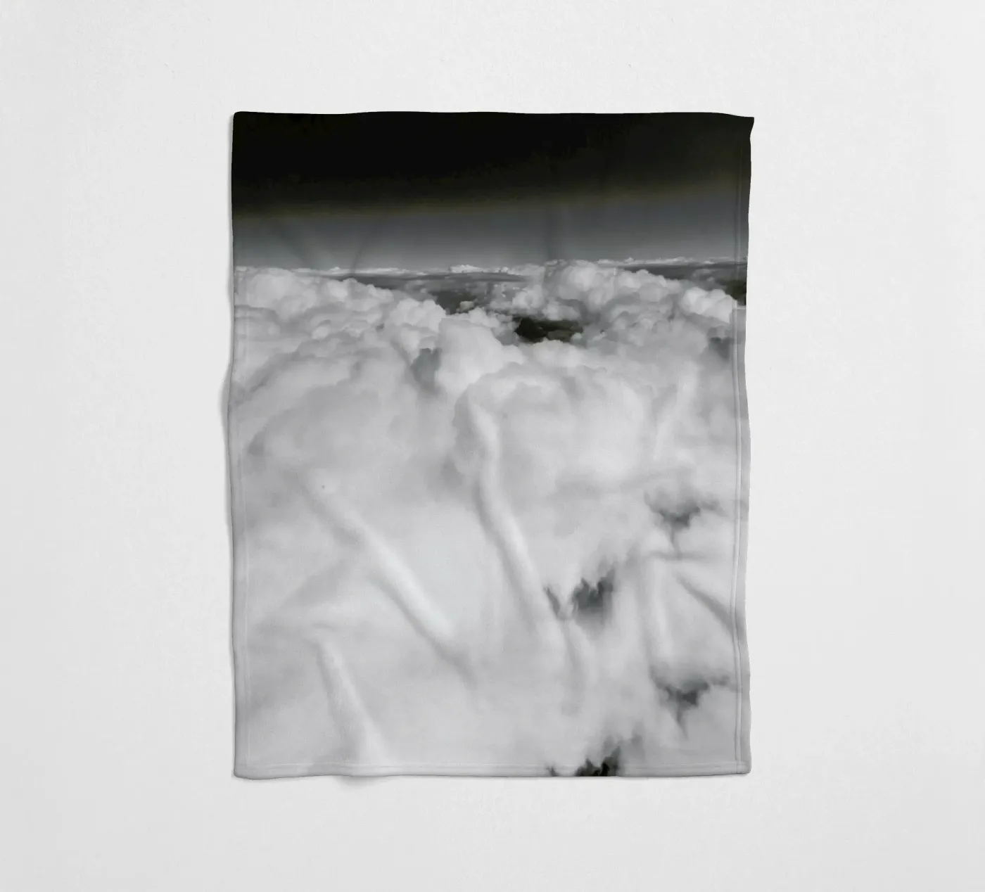 Cotton Candy Clouds Fleecedecke von Sebastian Hilgetag