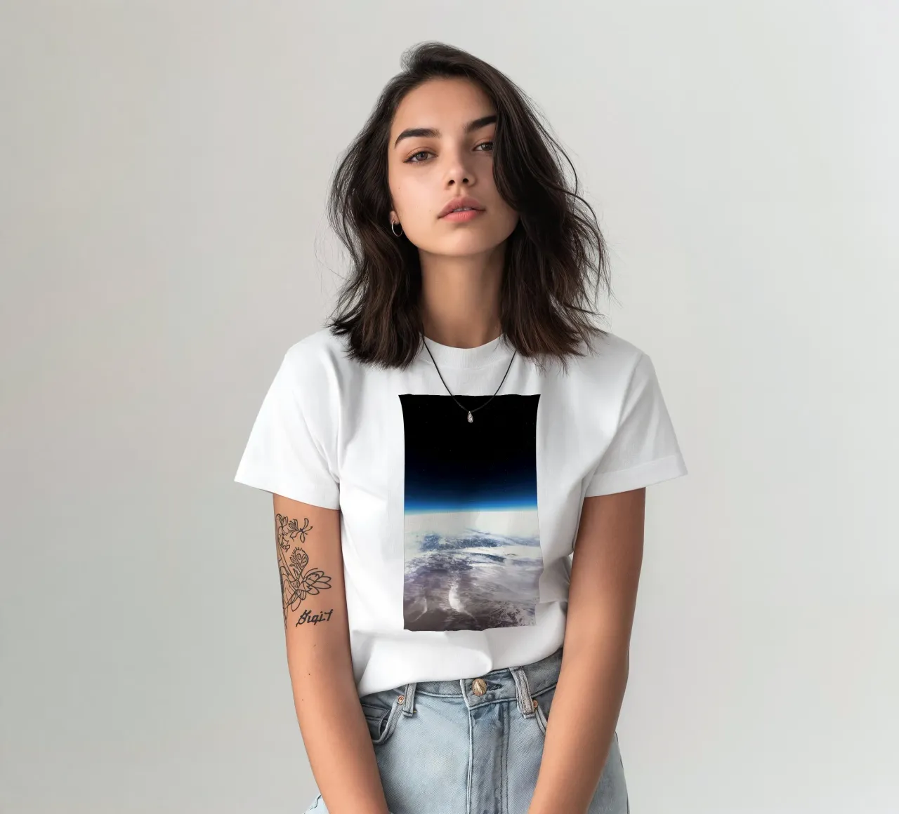 terra esterna t-shirt da space words