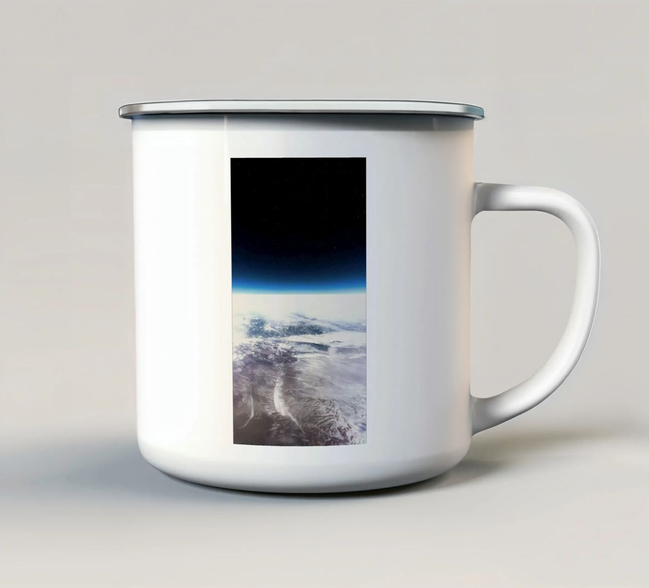 terra esterna tazza in smalto da space words