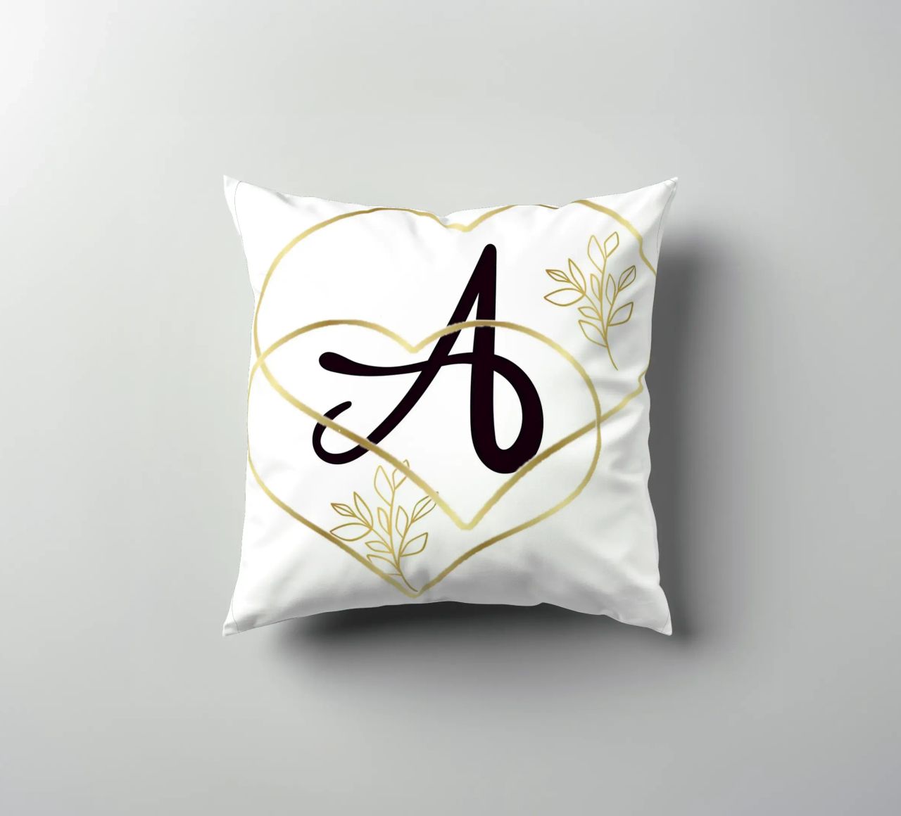 Gouden Hart A Monogram Poster - Minimalistische Muurdecoratie met kussen van nsbdesign
