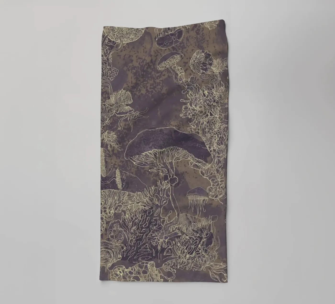 maroon towel by Giulio Iurissevich