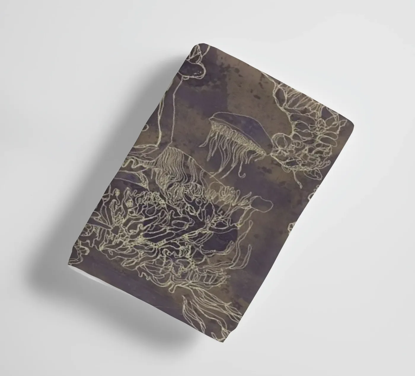 maroon towel by Giulio Iurissevich