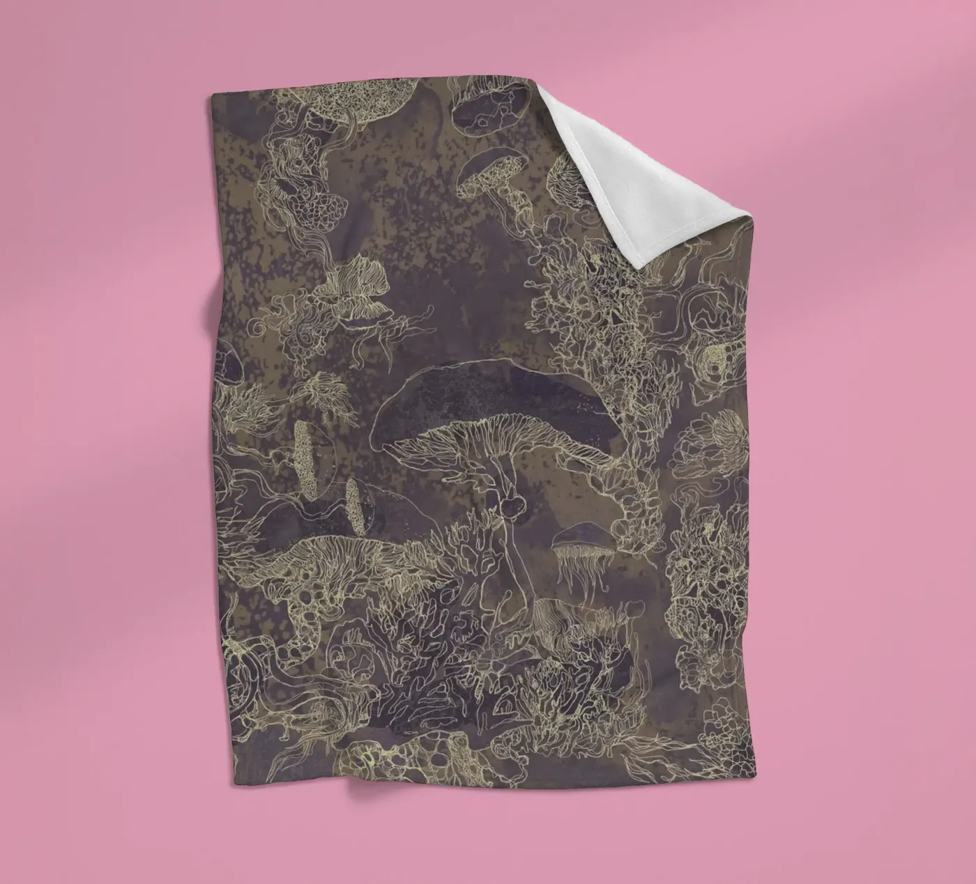 maroon fleecedeken van Giulio Iurissevich