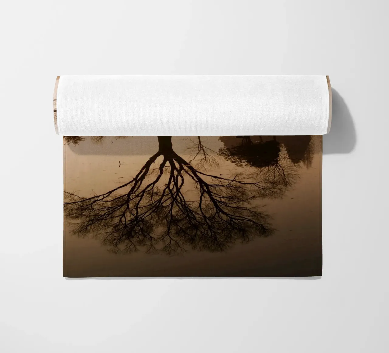 tree reflection Strandtuch von Earthly Visions
