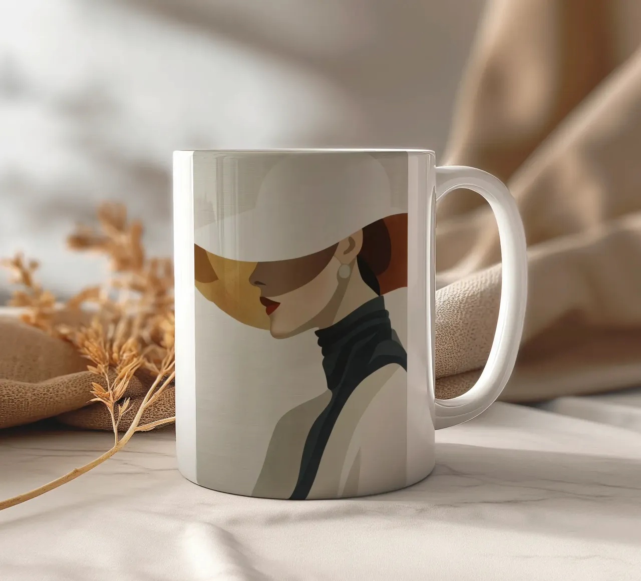 Donna con cappello tazza in ceramica da Imagine
