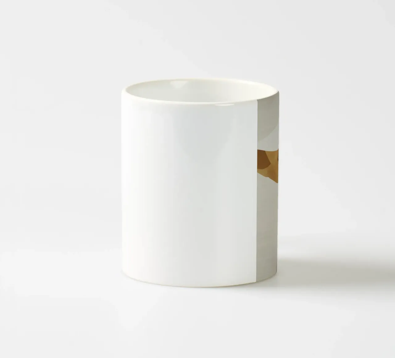 Donna con cappello tazza in ceramica da Imagine