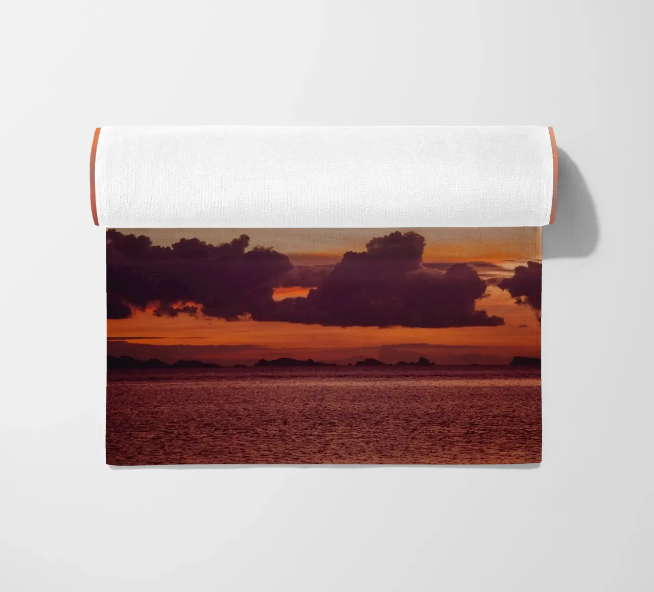 oceano al tramonto telo mare da Earthly Visions