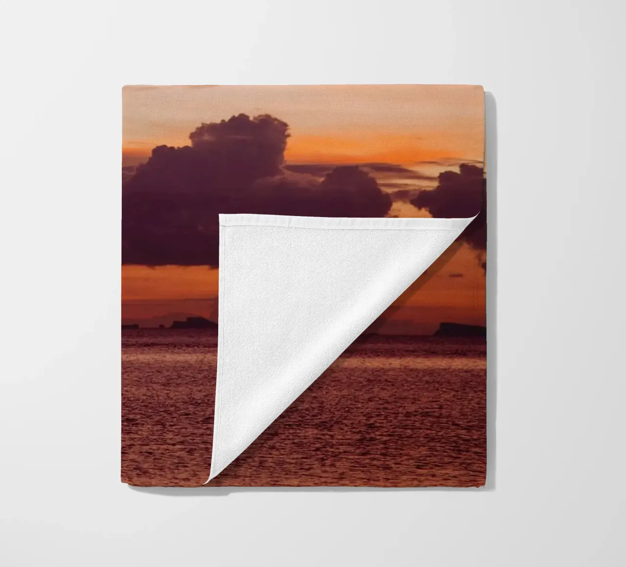 oceano al tramonto telo mare da Earthly Visions