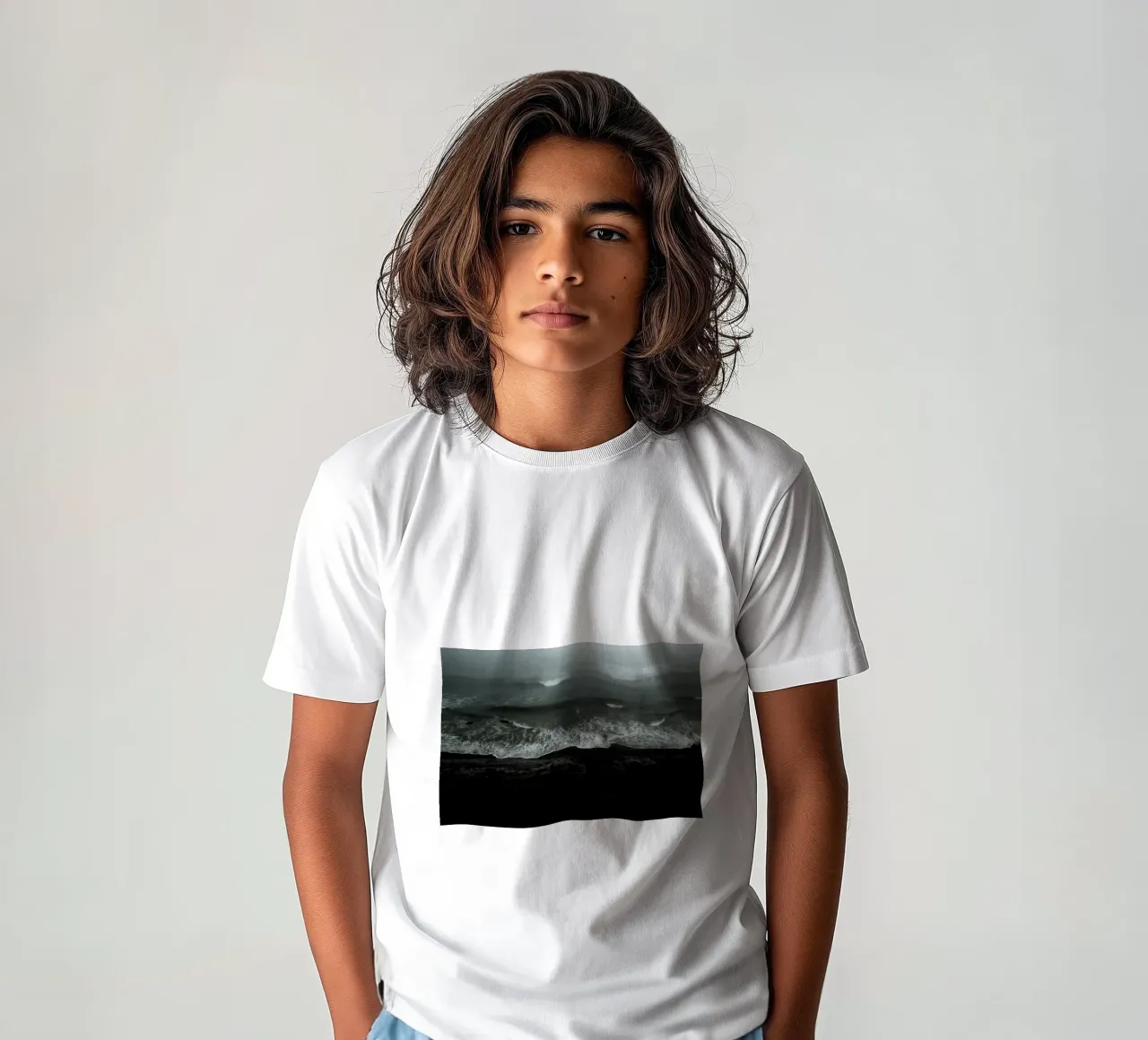Oceano Nero t-shirt bambini da KISSA STUDIO