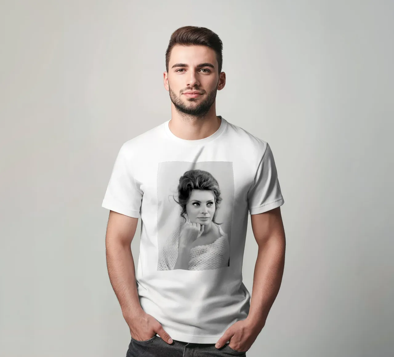 Sophia Posing t-shirt da Lorraine Mooore