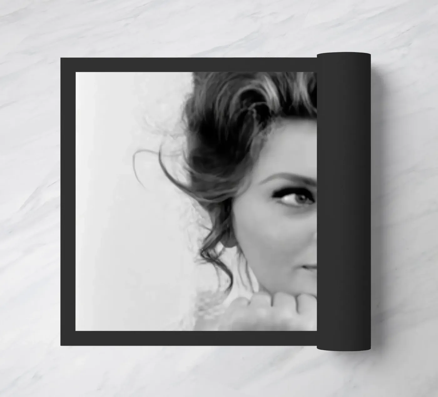 Sophia Posing zerbino da Lorraine Mooore