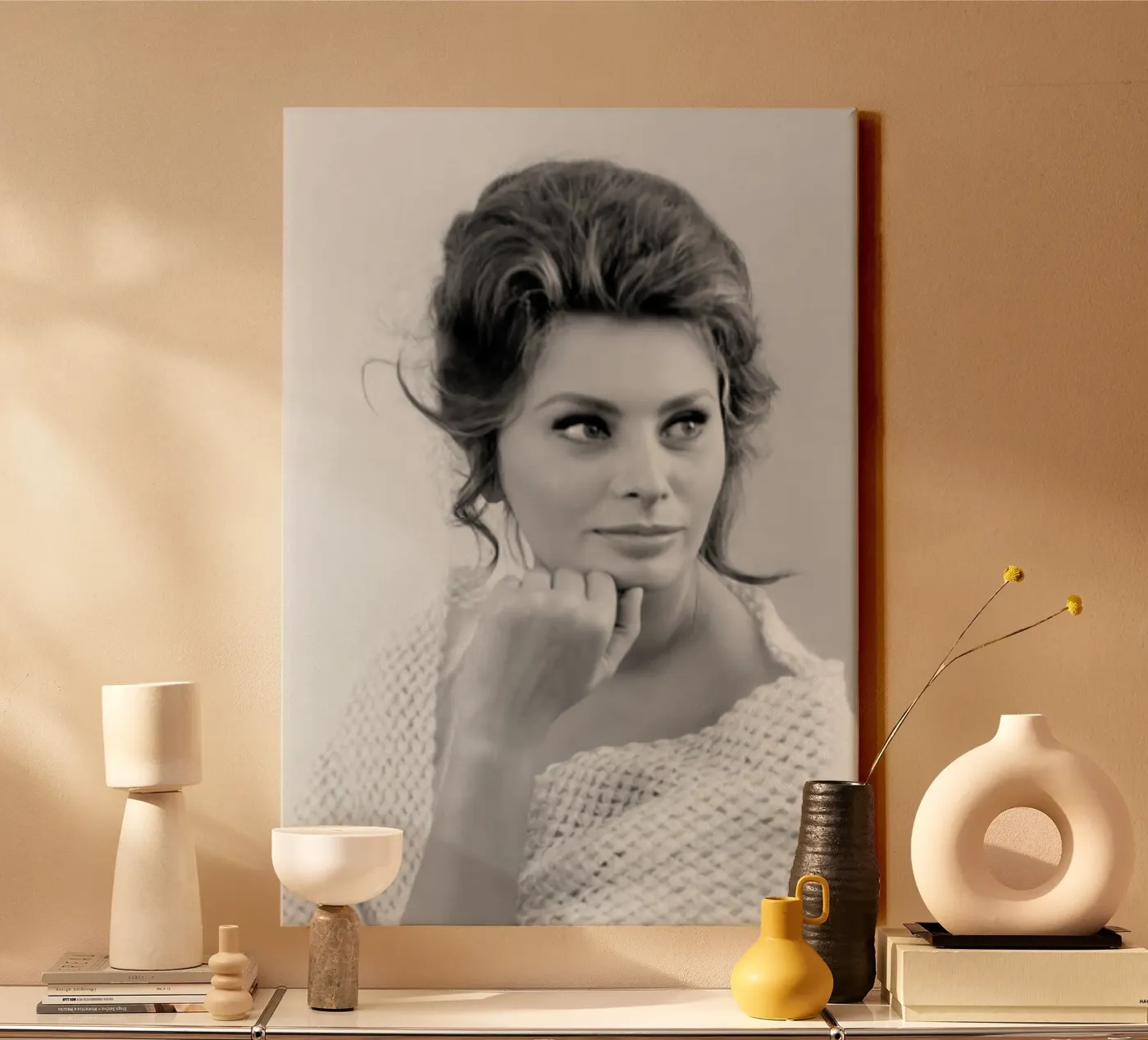 Sophia Posing tela da Lorraine Mooore