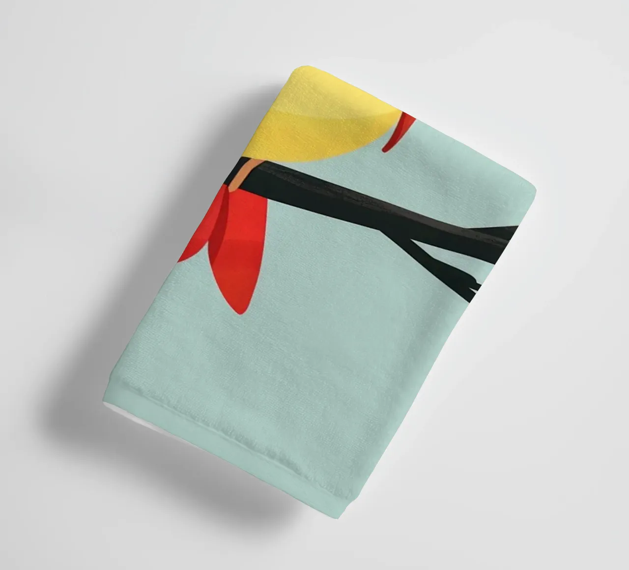 Bunter Fink auf Zweig sitzend Handtuch von DesignDoodle