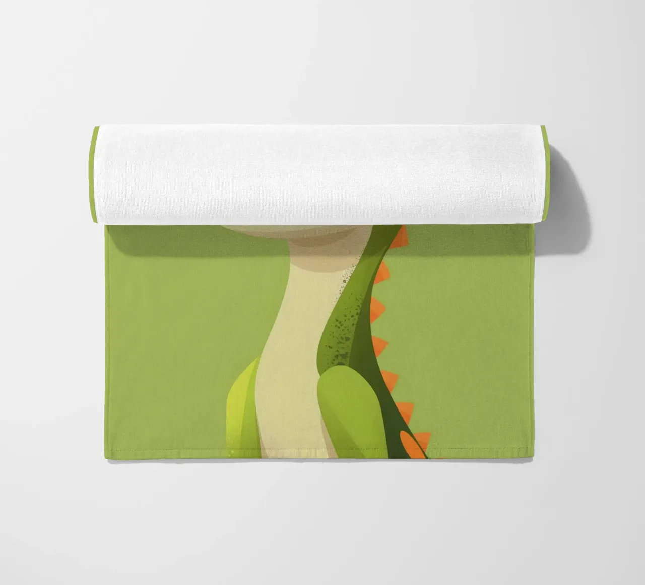 Geco amichevole con occhi grandi e colori brillanti telo mare da DesignDoodle