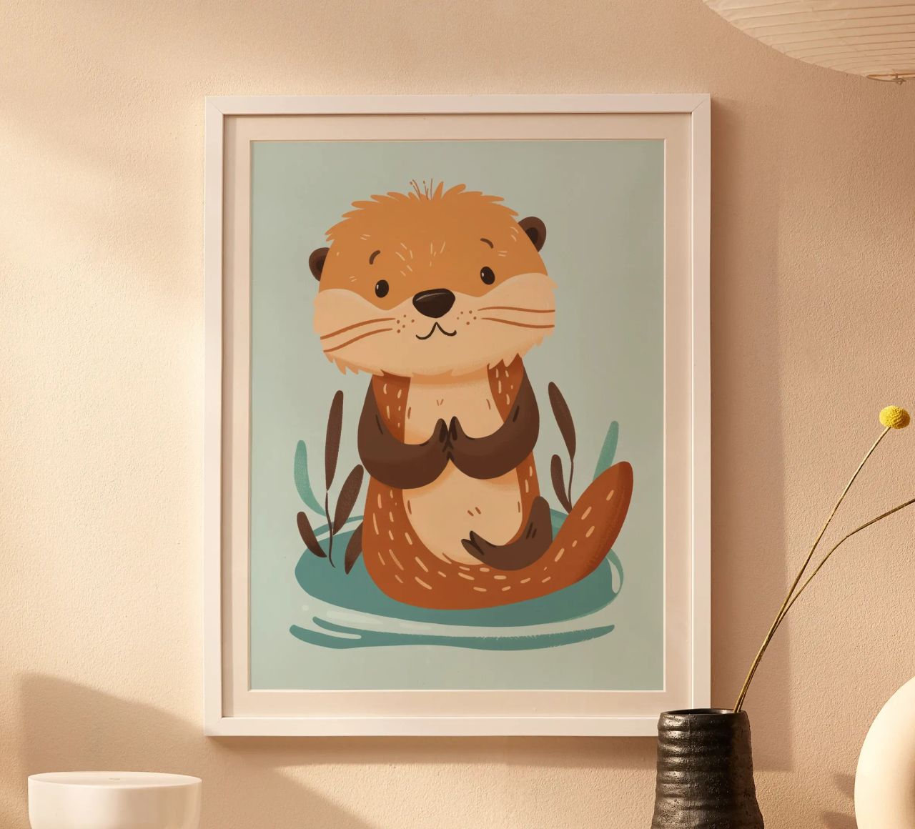 Cucciolo di lontra marina seduto con calma sulla spiaggia poster da DesignDoodle