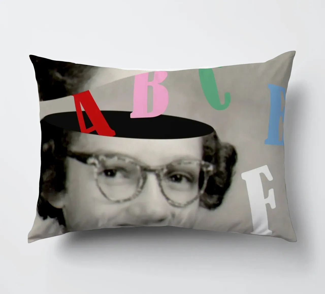 ABCDEF U cuscino da MsGonzalez