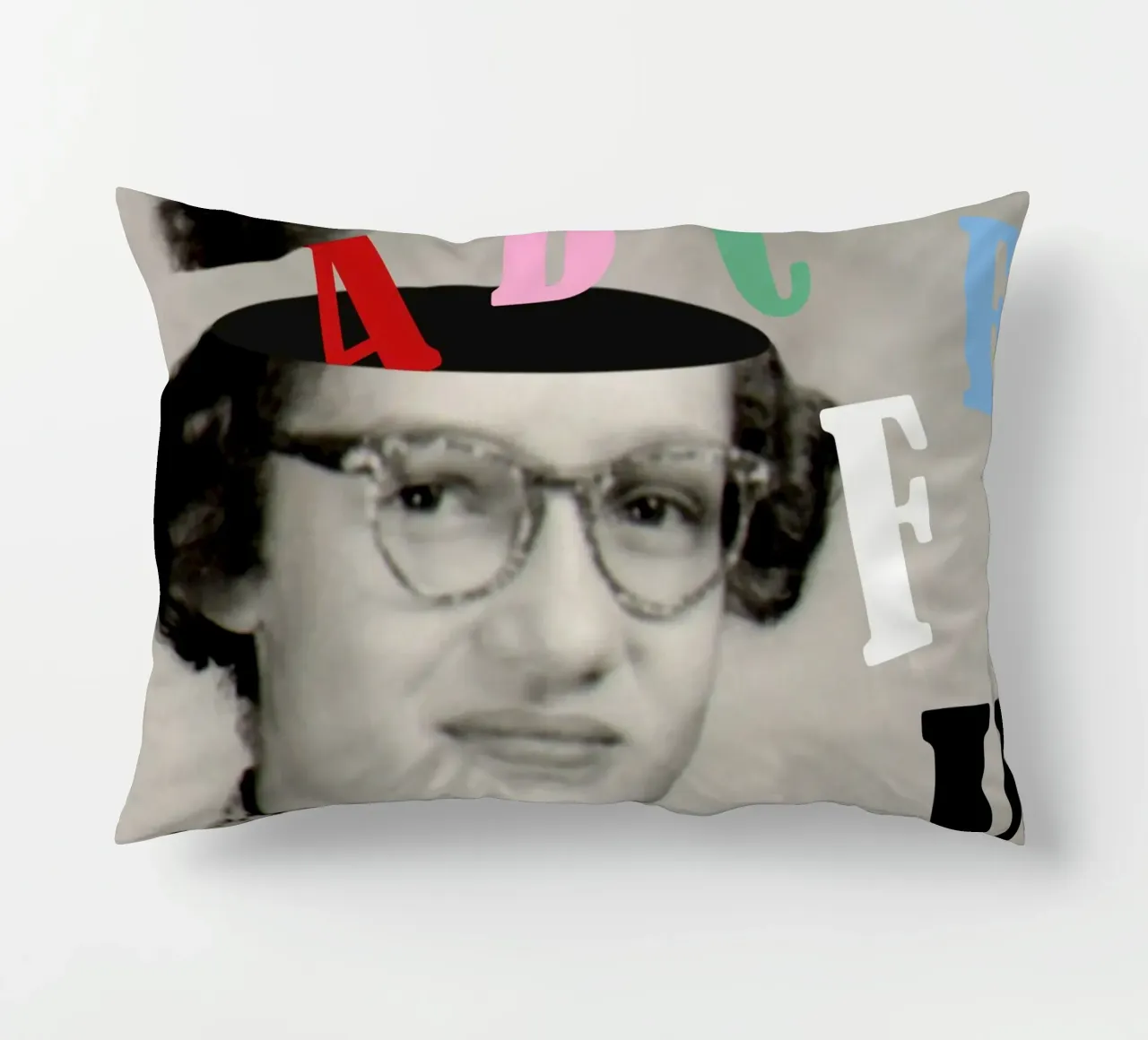 ABCDEF U cuscino da MsGonzalez