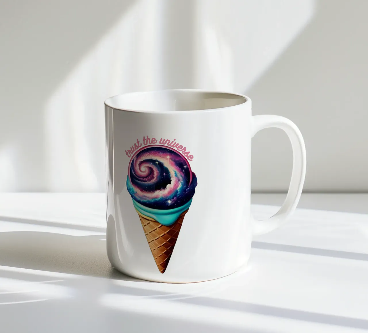 trust the universe taza de cerámica de fummelhummel