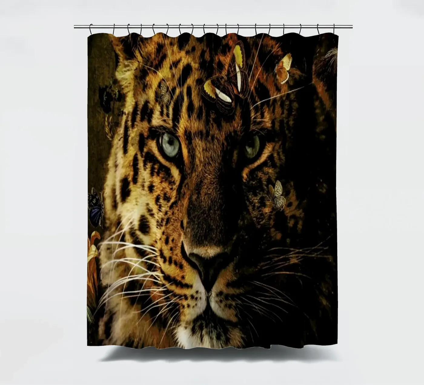 Leopard 4 douchegordijn van Wouter Rikken
