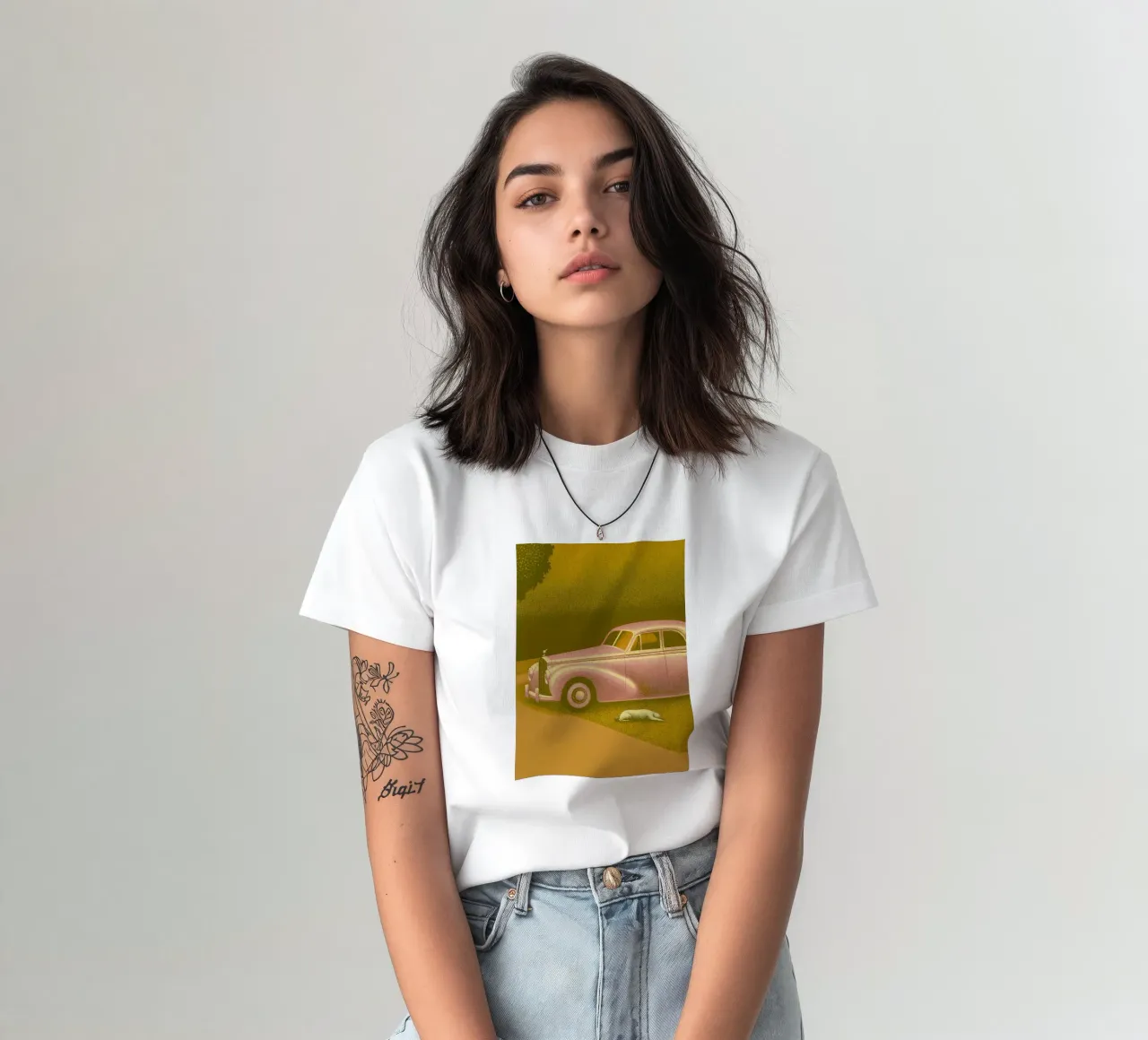 Vista laterale di un'auto d'epoca t-shirt da SOUL SHOP