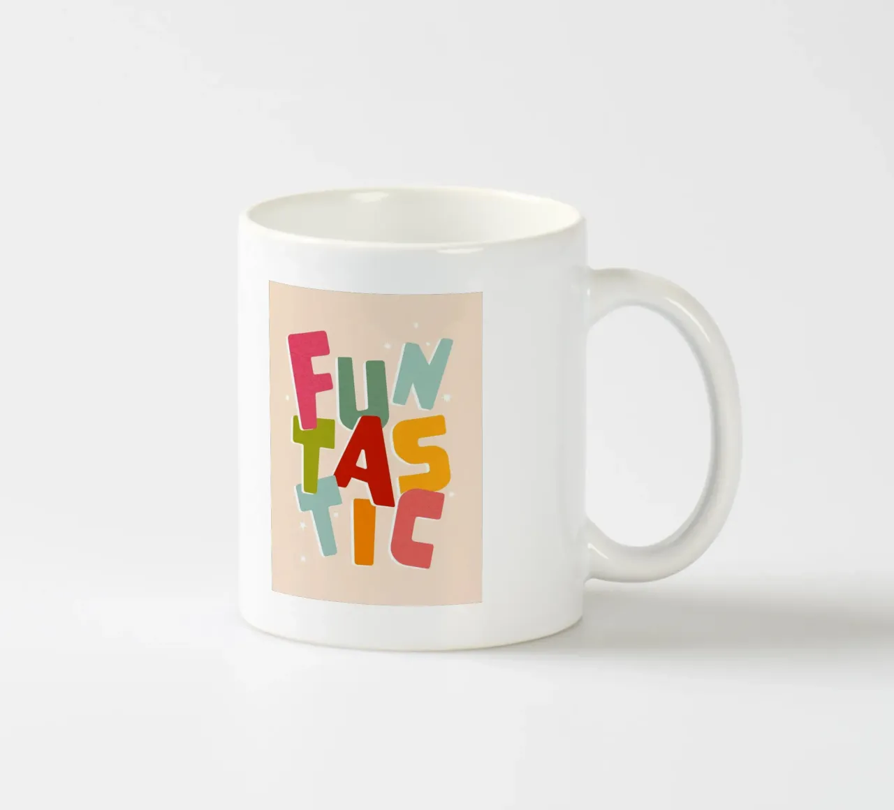 Typografisch 'FUNTASTIC' - Speelse en leuke kleurrijke sfeer keramische mok van Dominique Vari Words