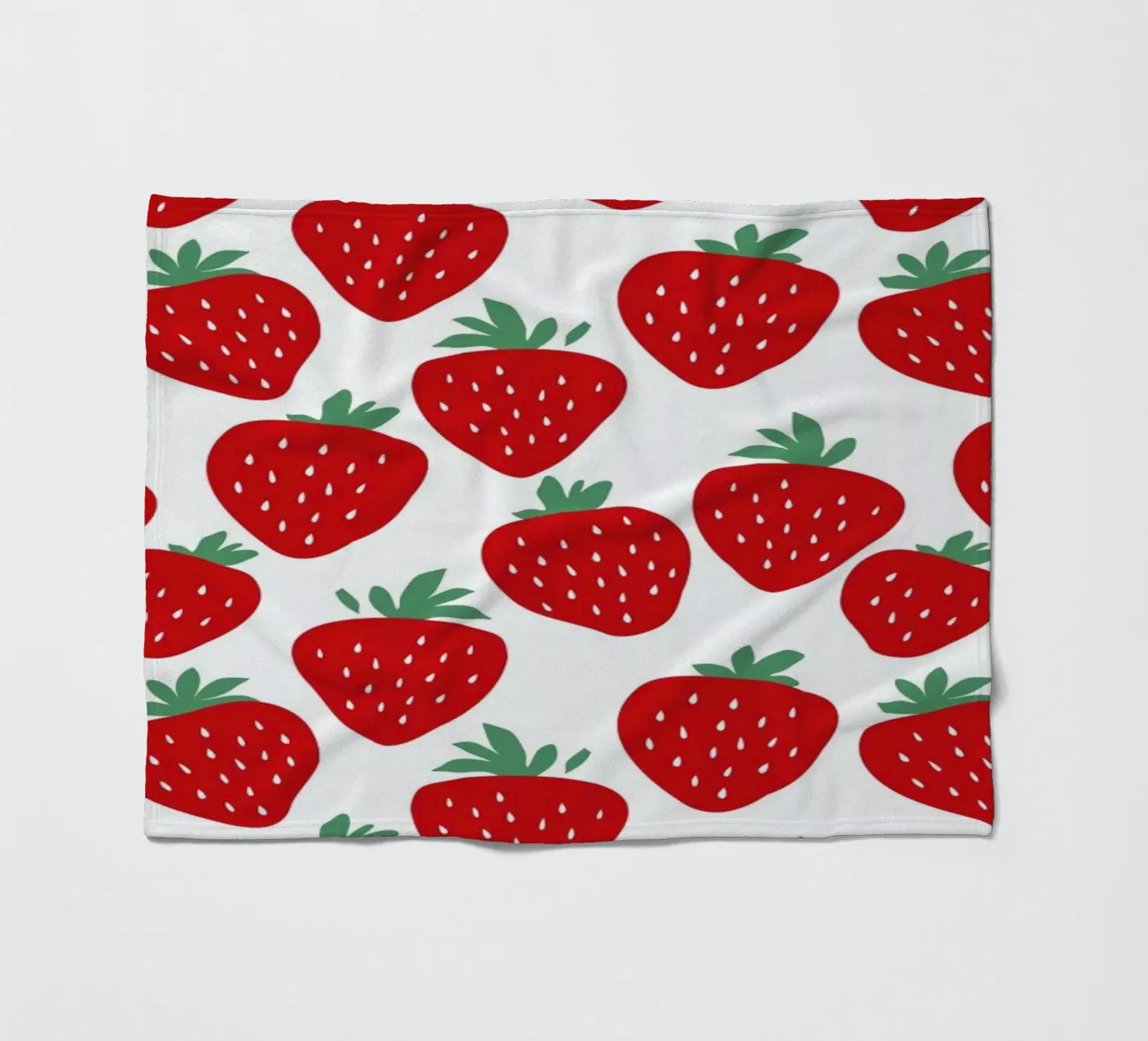 Strawberry Fields Forever Fleecedecke von A Nordic Girl