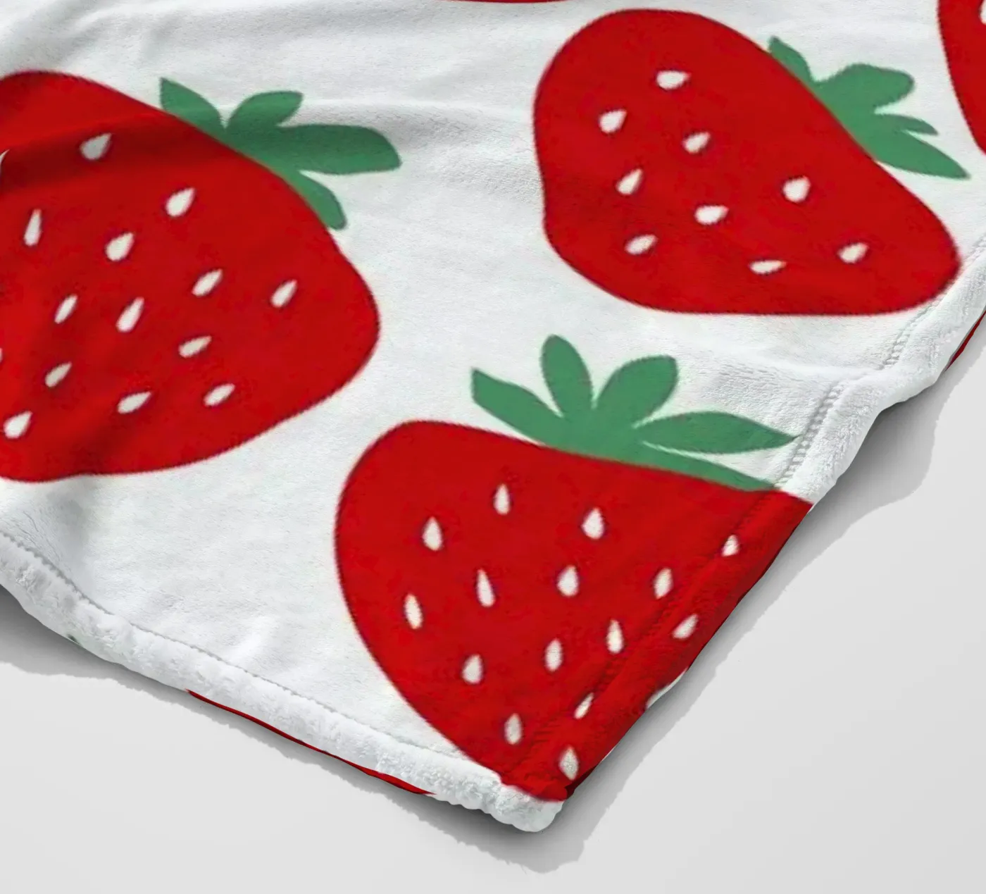 Strawberry Fields Forever Fleecedecke von A Nordic Girl