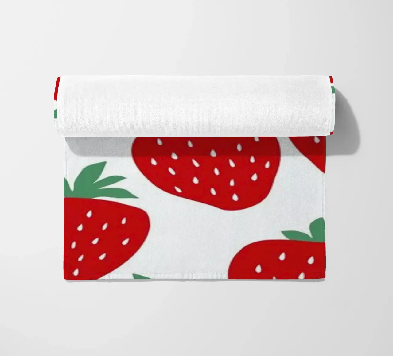 Strawberry Fields Forever strandhanddoek van A Nordic Girl
