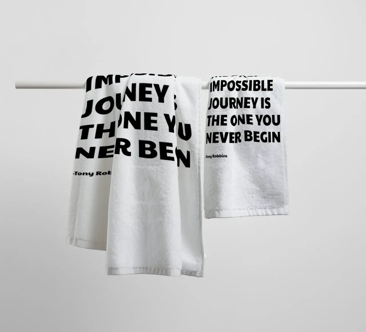 Impossible Journey asciugamano da bagno da Studio One