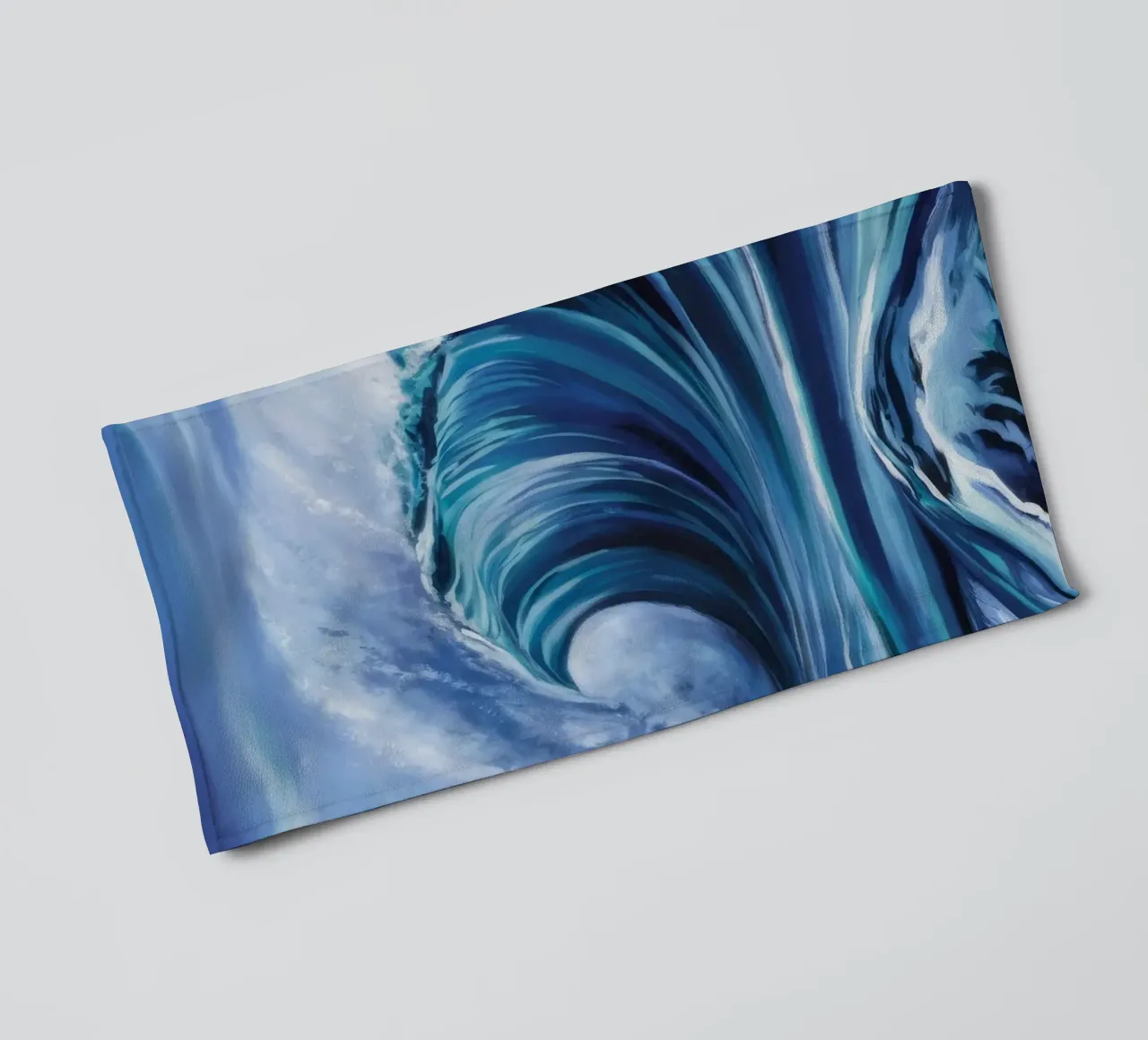 Oceanic Power Crest Handtuch von Dream Spectrum