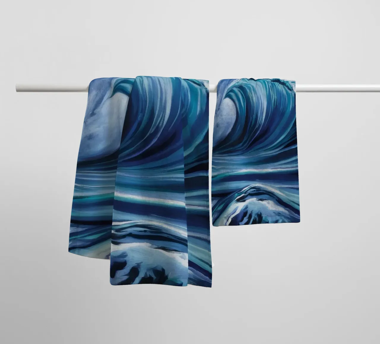 Oceanic Power Crest Handtuch von Dream Spectrum