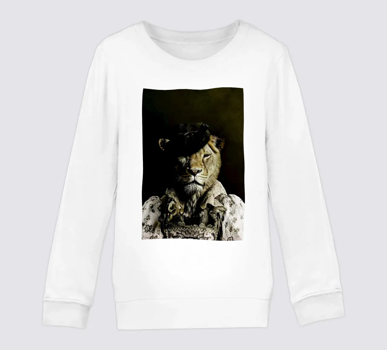 Classy Lioness kids sweatshirt by Wouter Rikken