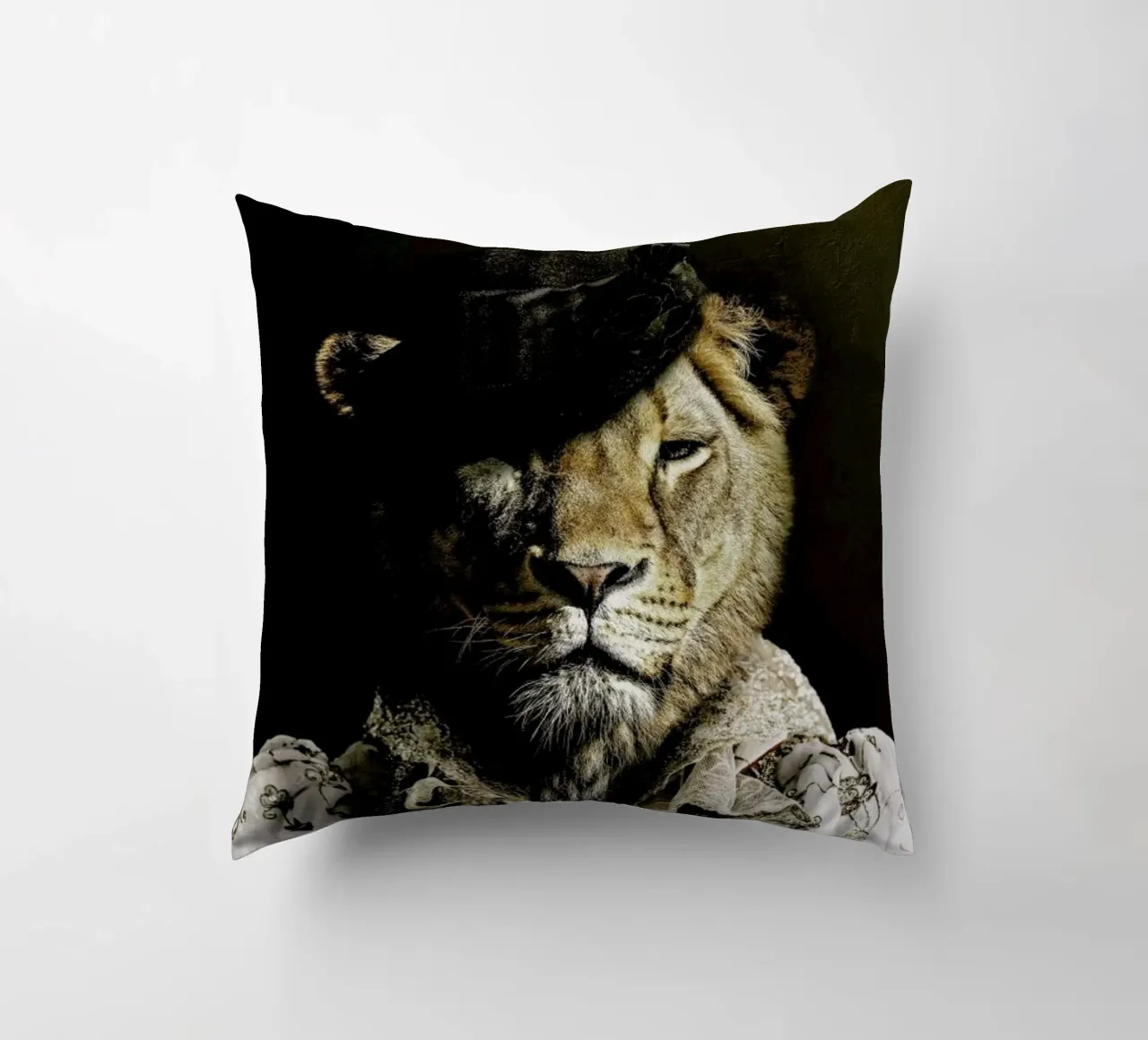 Classy Lioness cuscino da Wouter Rikken