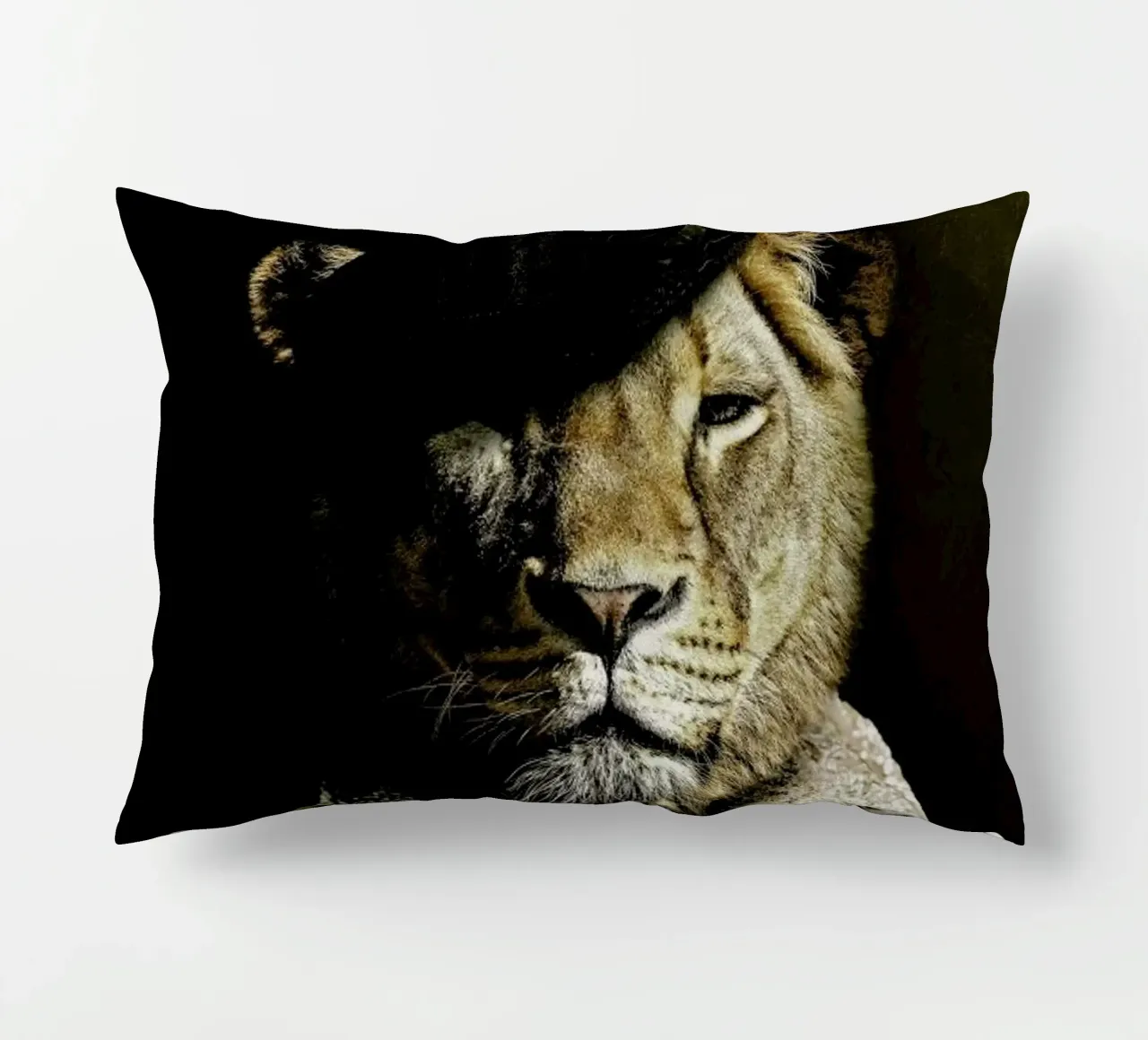 Classy Lioness cuscino da Wouter Rikken