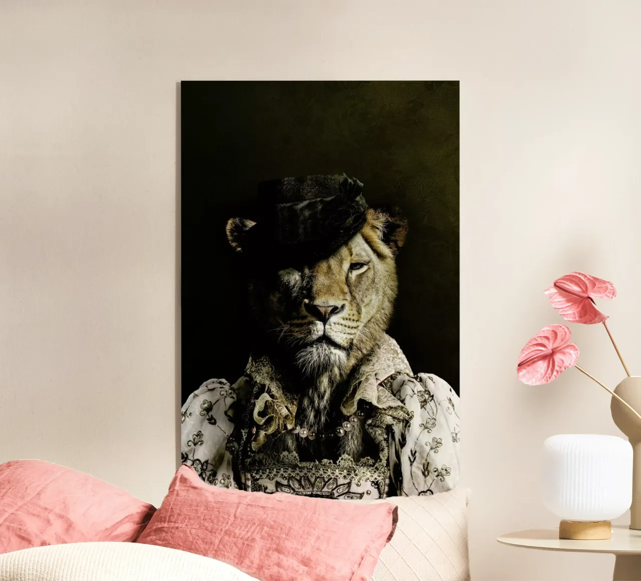 Classy Lioness plexiglass da Wouter Rikken