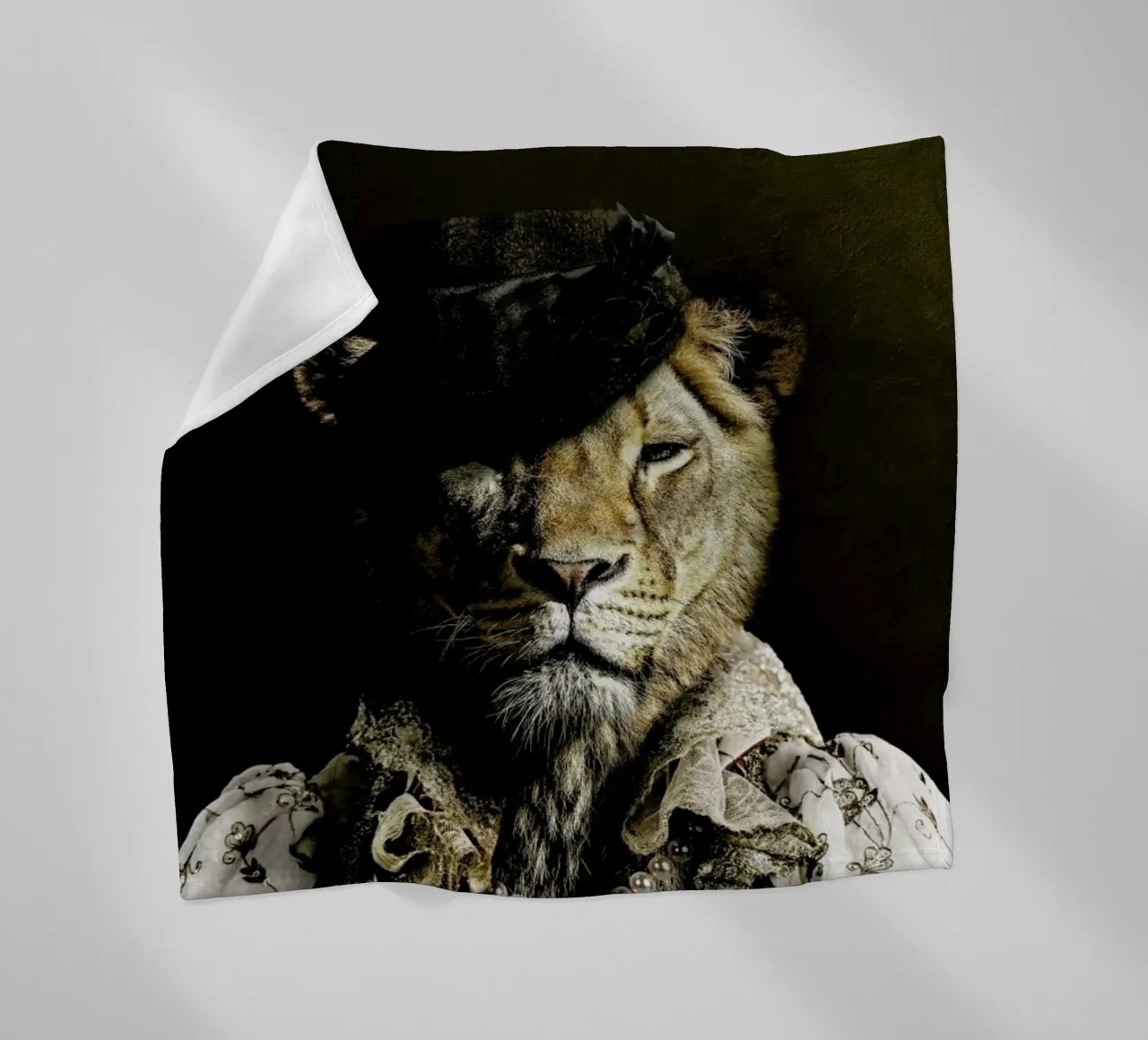 Classy Lioness fleece blanket by Wouter Rikken