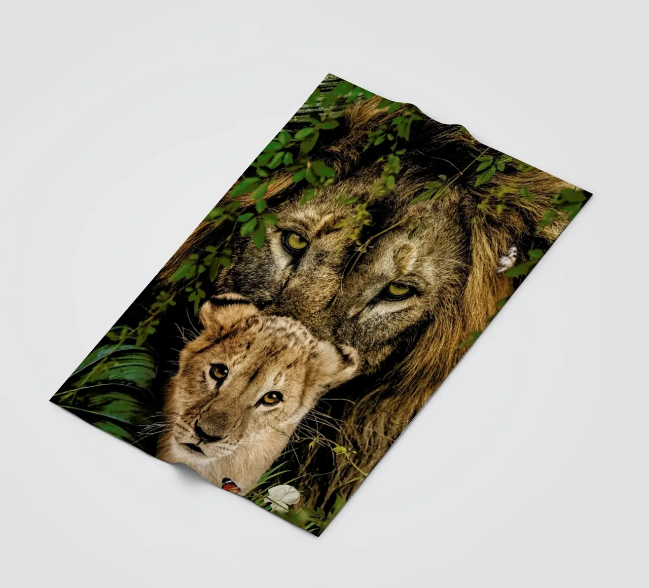 Lioness 2 coperta in pile da Wouter Rikken