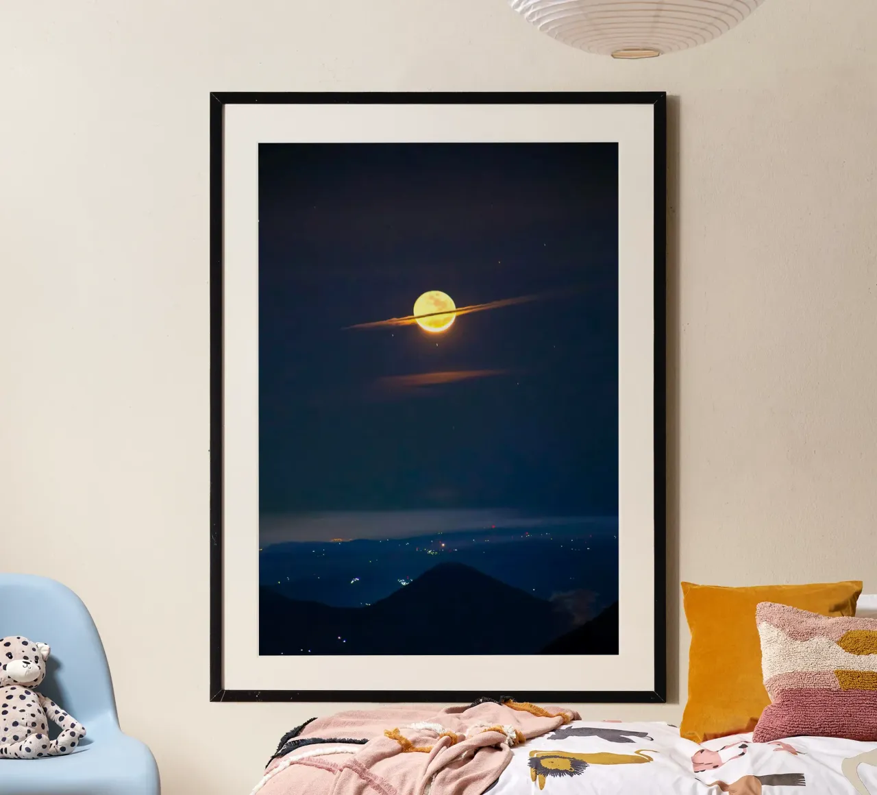 luna urbana poster con telaio in alluminio da space words